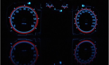 Тюнинговые накладки на панель приборов Ford Focus МК2 послерестайл фото