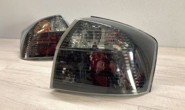 Тюнінгові задні ліхтарі Audi A4 B6 тоновані фото