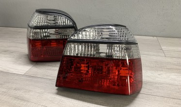 Стопы тюнинговые (фонари задние) VW Golf 3 red/chrome фото