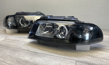 Тюнинговые фары Audi A4 B5 рестайлинг, черные с линзами фото