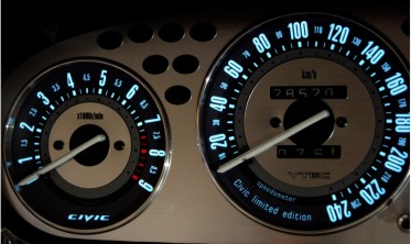 Накладки на панель приладів 3D стиль Honda Civic 1996-2000 фото
