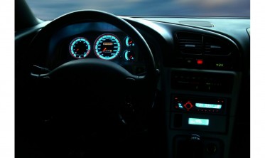 Тюнинговые накладки в щиток приборов Mazda 323F BA фото