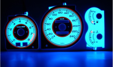 Тюнинговые накладки в щиток приборов Mazda 323F BA фото