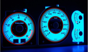 Тюнинговые накладки в щиток приборов Mazda 323F BA фото
