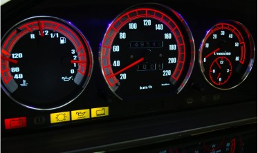 Тюнинг накладки в приборную панель Mercedes W190 (W201) вар. 4 фото