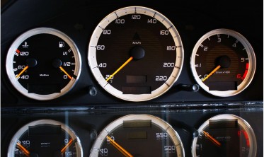 Тюнінгові накладки в щиток приладів Mercedes CLK W208 2000-2002 вар. 1 фото