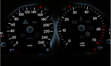 Тюнінгові накладки в щиток приладів Mercedes W203 вер. 1 фото
