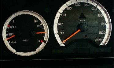 Тюнінгові накладки на шкали приладів Mercedes W210 вер. 1 фото