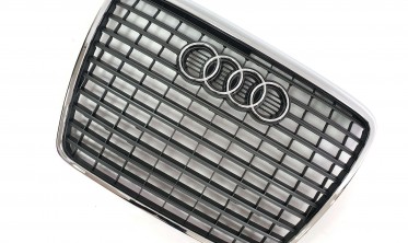 сіра решітка радіаторна для Audi A6 C6 (без місць під парктроніки) фото