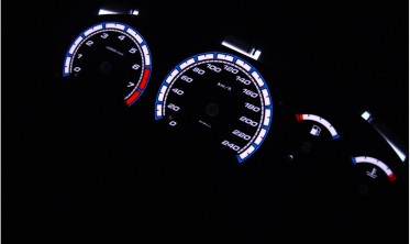 Светящиеся накладки на шкалы приборов Nissan Almera рестайл фото