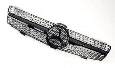 Черная решетка радиатора в Mercedes CLS-Class C219 (Diamond) фото