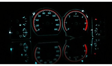 Светящиеся тюнинг накладки на шкалы приборов Nissan Patrol Y60 фото