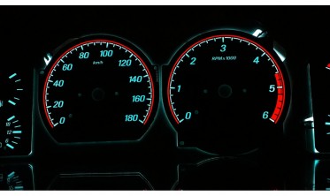Светящиеся тюнинг накладки на шкалы приборов Nissan Patrol Y60 фото