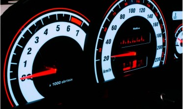 Светящиеся накладки на панель приборов Opel Astra F вар. 1 фото