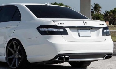 Спойлер багажника Mercedes W212 в стиле AMG фото