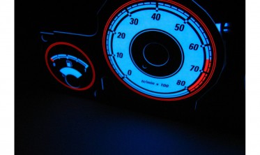 Светящиеся накладки в приборку Peugeot 406 дорестайл фото