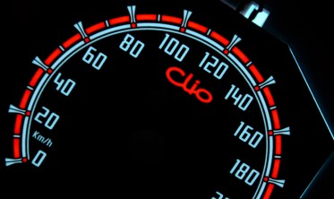 Плазменные накладки на панель приборов Renault Clio 3 вер. 3 фото
