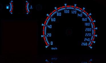 Тюнинг накладки на шкалы приборов Renault Laguna 2 послерестайл фото