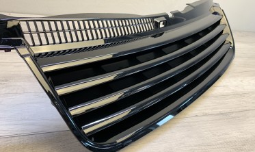 Тюнинговая решетка VW Passat B5 (3BG) FL черная глянцевая фото