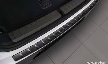 Черная защитная накладка на край заднего бампера BMW X4 II G02 M-Pakiet фото
