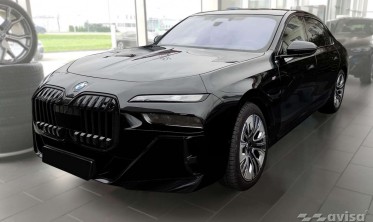 Защитная накладка на задний бампер BMW 7 G70 M-Pakiet фото