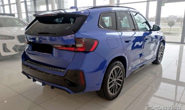 Чорна захисна накладка на задній бампер BMW X1 3 U11 M-Pakiet фото