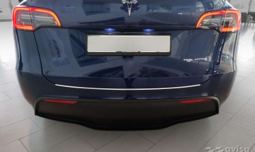 Защитная накладка на задний бампер Tesla Model Y фото