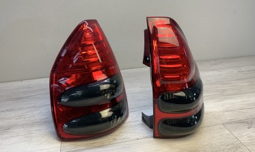Світлодіодні ліхтарі задні Toyota Land Cruiser Prado 120 фото