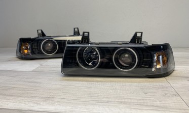 Фары передние BMW E36 седан, ангельские глазки CCFL фото