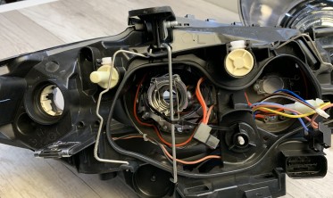 Передние фары BMW E87 / E81 / E82 / E88 черные с кольцами фото