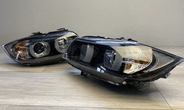 Фары передние BMW E90 / E91 черные с U-LED ангельскими глазками фото
