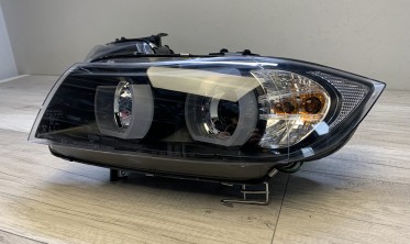 Фары передние BMW E90 / E91 черные с U-LED ангельскими глазками фото