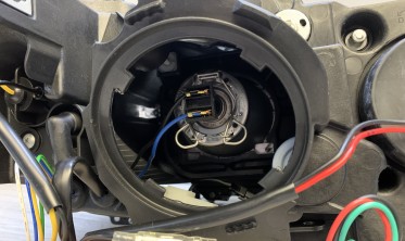 Чорні фари передні BMW F30/F31 дорестайл з діодними ДХО фото