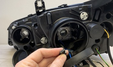 Фары передние BMW X5 E70 дорестайл с 3D ангельскими глазками фото