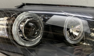 Фары передние VW Passat B6 черные с кольцами фото