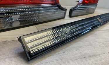 Ліхтарі задні Mercedes W140 S-class червоно-тоновані фото