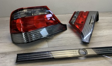 Ліхтарі задні Mercedes W140 S-class червоно-тоновані фото