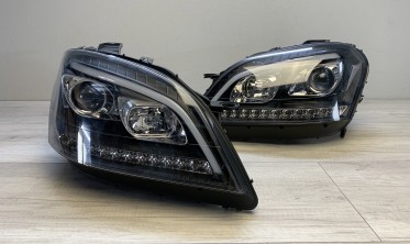 Фари передні Mercedes W164 ML дорестайл чорні з LED поворотами фото