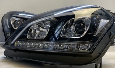 Фары передние Mercedes W164 ML дорестайл черные с LED поворотами фото