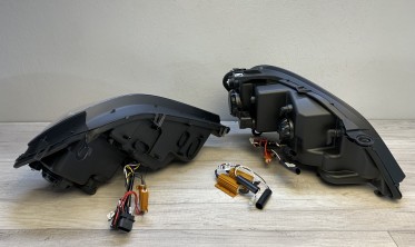 Фары передние Mercedes W164 ML дорестайл черные с LED поворотами фото