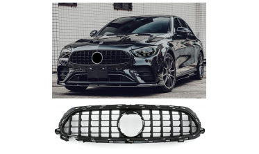 Черная решетка радиатора Mercedes W213 рест. в стиле Panamericana GT фото