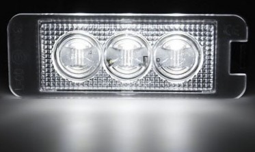 LED підсвітка номера VW Golf 4,5,6,7 / Passat B6, CC / Beatle / EOS / Lupo / Polo / Scirocco / Phaeton фото