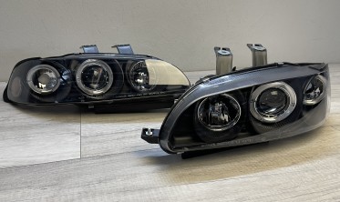 Тюнинговые передние фары Honda Civic седан, черные с кольцами фото