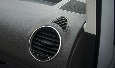 Хром кольца на обдувы VW Caddy II фото