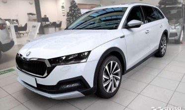 Защитная накладка на задний бампер Skoda Octavia 4 Scout фото