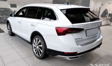Защитная накладка на задний бампер Skoda Octavia 4 Scout фото