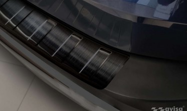 Чорна захисна накладка (ліства) на задній бампер Nissan X-Trail 4 фото