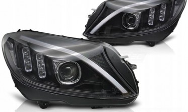 Чорні передні LED фари (тюнінг оптика) Mercedes W205 фото