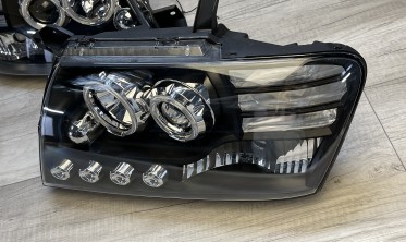 Фары передние с линзами Mitsubishi Pajero V60 черные  фото