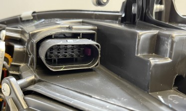 Фары передние Audi A4 B8 дорестайл с диодными ДХО фото